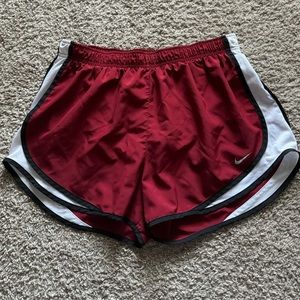 Red/White/Black XL Nike Dri-Fit Tempo Shorts